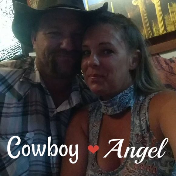 Meet your Posher, Laura - Picture 1 of 1